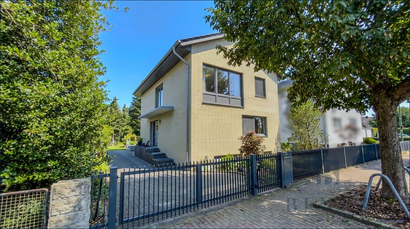 Einziehen. Wohlfühlen. Genießen. – modernisiertes Zuhause mit außergewöhnlichem Garten